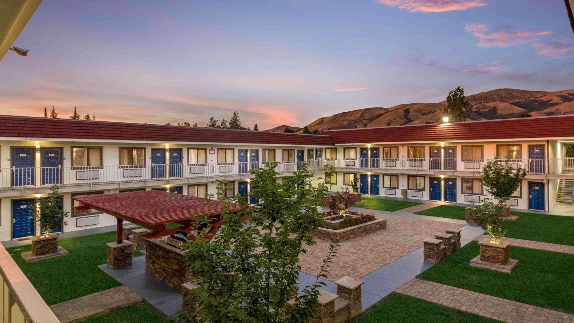 6-fremont, Ca - South Hotel